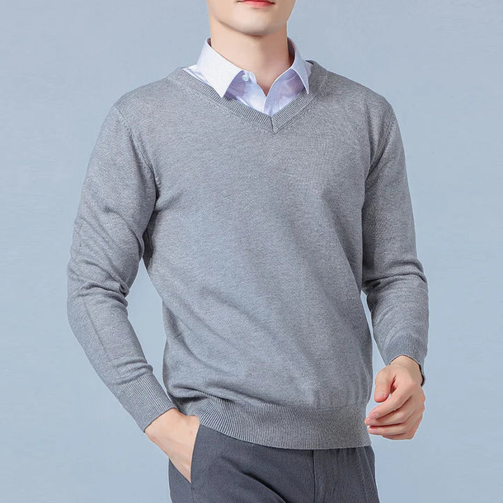 Essential | V-Neck Wool Sweater